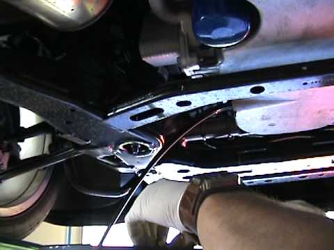 how to change vy ss diff oil