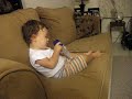 Arianna poniendo crema