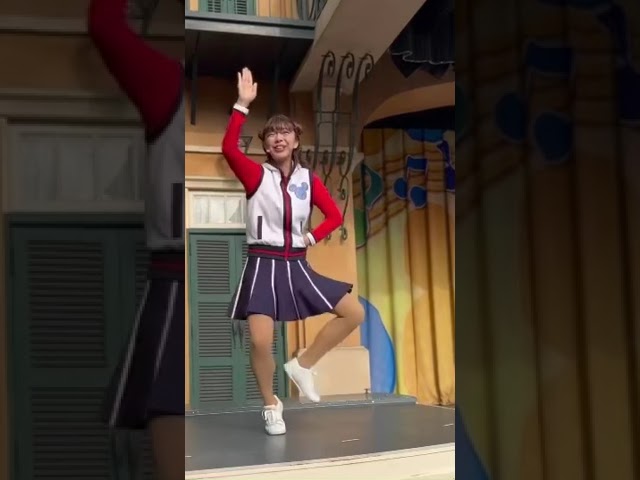 #shorts 《ジャンボリミッキー》お姉さん　最前列　キレキレのダンス《BraveTV》