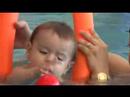 En la piscina