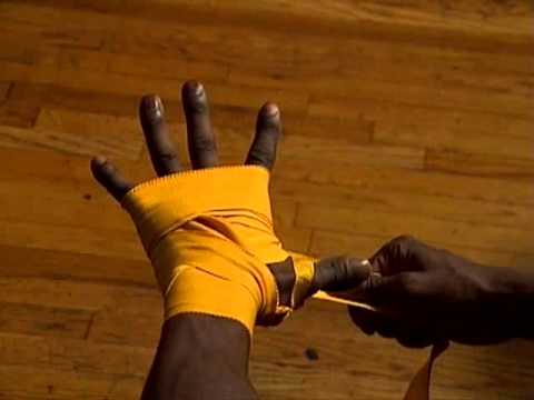 how to fasten boxing wraps