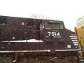 NS 27V goes into emergency Engineer puts on show with SD70M!