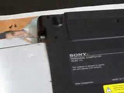 how to remove battery from sony vaio e series