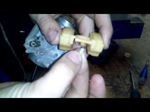how to clean a carburetor on a yamaha ttr 125