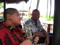 Kaulike sings