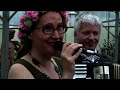 Rosegarden, L'important, Et maintenant, Briar and the rose, Parapluies