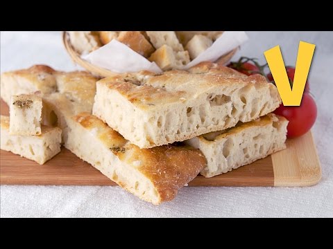 how to dissolve yeast in water