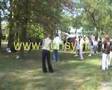 wereld tai chi qi gong dag 2007 in de buitenlucht met Xensy onder het motto: one world, one breath....taiji chi kung Xensy ademen ontspannen