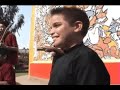 Video clips de una agrupación infantil-juvenil que muestra el amor que sienten por su música