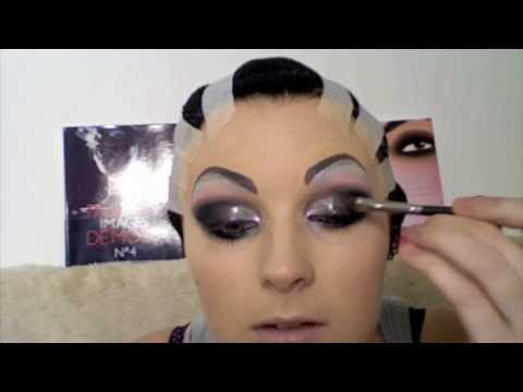 Video de un maquillaje Drag queen