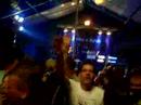 Burdy in de feesttent in Houtigehage