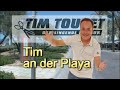 tim toupet bei seinem rundgang durch die playa de palma und dem ballermann 6. hier erkl�rt er, wo man hinmuss, wenn man urlaub auf mallorca macht.
wer bis jetzt noch keine lust auf mallorca hatte, wird sie nach dieser malle-tour garantiert bekommen.