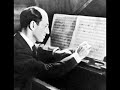 georges gershwin
concerto en fa pour piano et orchestre - 3e mouvement

piano : j�r�me damien (myself)
orchestre : ojc orchestre des jeunes du centre
direction : jean-marc cochereau

enregistr� en 2001 � orl�ans