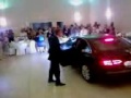Spektakularan ulaz mladenaca