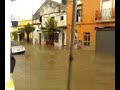 tras las fuertes lluvias que se han registrado hoy en utrera, y el rebent�n de las tuber�as que bajan por 