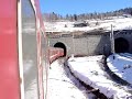 A 1833 (Iasi-Timisoara) iesind din tunelul de la Mestecanis
