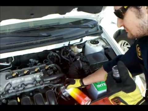 how to use carburetor cleaner spray