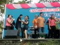 งานสงกานต์ค่ายพิชัย เล่นเกมปิดตาแต่งหน้า - YouTube