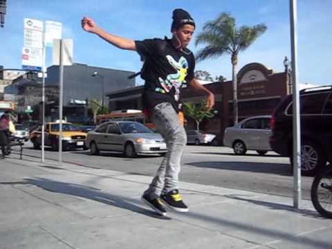 steeze - we gettin off again . shoutout to devon he couldnt make it this time. thank you for all the fans that support us. we love yall and are gonna keep pushin :)
