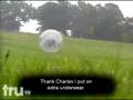 videos de The Smoking Gun Presents - Grandma In A Human-Sized Hampster