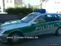 Getunte Polizei jagt Roller