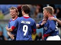 Noen bilder av spillerne,kjerka osv... med Pokal'n hjem i bakgrunn ;D NB!: Husk neste hjemmekamp mot blærette trøndere med talefeil, RBK . Møt opp å se Vålerenga ta nye tre poeng i veien mot et nytt seriegull.(tips: 1-0) Og husk: Å se fotball på skjermen er som å se fotball igjennom et nøkkelhull.
