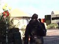 Un piccolo assaggio dell'ebrezza che si prova sulle montagne russe e sullo space vertigo di gardaland...tre amici di milano...sperimentano riprese da URLO!!! Mauro, Gigi e Luca.
