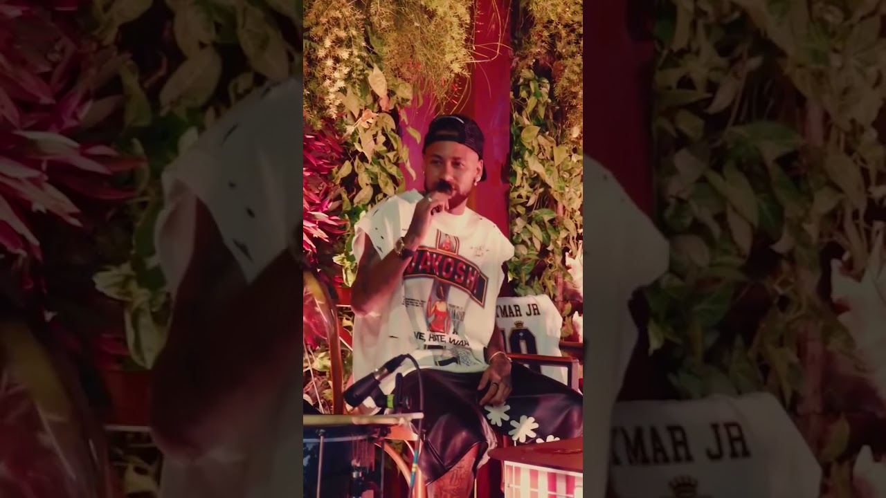 SOLTA A VOZ, NEY! 🎤🎶 O Neymar deu uma palhinha no aniversário da Bruna Biancardi! #shorts