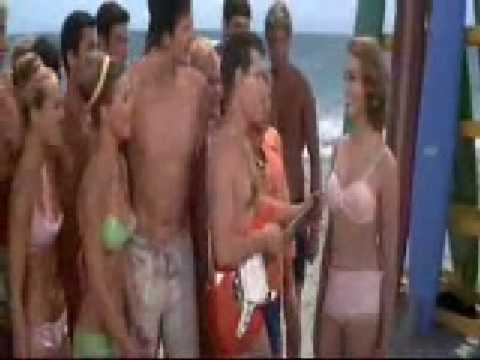 شاطى العرى - I walked the beach before and i never seen a nude naked beach party like this one before.