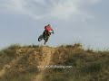 FOX Racing Vs WOR Racing, Kawasaki saltando en moto pitbikes