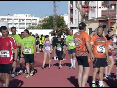 ALMORADI - Verónica del Pino y Mateo Pesquer, vencedores en la carrera III 10 kilómetros Villa de Almoradí, organizada por el Club Atletismo Almoradí Trikilómetros y la...