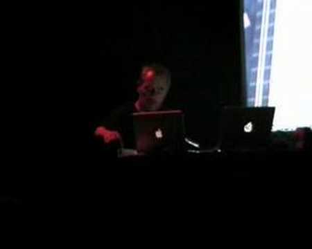 LIVE 07-AMSTERDAM 04.HL