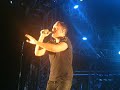 tiziano ferro salutandotiaffogo a marina di massa il 25 lugli 2007.
un giorno indimenticabile! grazie tiziano!