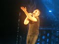 tiziano ferro salutandotiaffogo a marina di massa il 25 lugli 2007.
un giorno indimenticabile! grazie tiziano!