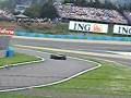 videos de Jarno trulli comes makes his pitstop and batteling for 3rd place magny cours 2008