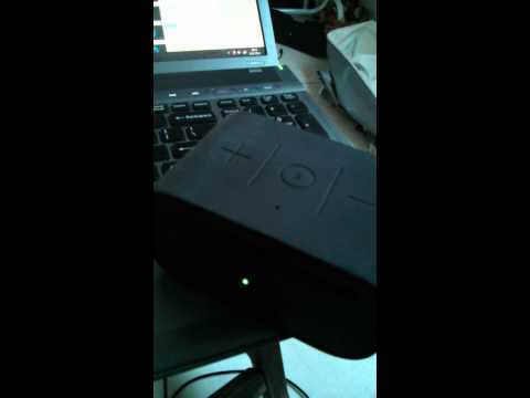 how to connect ue mini boom to laptop