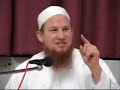 Pierre Vogel:Wir wollen den unverfälschten reinen Islam darstellen, Unwissenheit und Unsicherheit abschaffen, das Zusammenleben fördern und Vorurteile abbauen!!Glaubensartikel des IslamDas wichtige Konzept des Islam und die Quelle aller seiner anderen Prinzipien und Verfahrensweisen ist die Einheit Gottes (Tauhid). Der Islam stellt Monotheismus in reinster Form dar.Der Islam lehrt, dass es einen grundsätzlichen Unterschied gibt zwischen Allah, dem Schöpfer, und dem, was Er geschaffen hat. Der Himmel, der Mond, die Sterne, die Harmonie und Vollkommenheit in der Natur, die Anmut und Schönheit des menschlichen Körpers und die Vortrefflichkeit des menschlichen Geistes, der Wechsel zwischen Tag und Nacht, der Wandel der Jahreszeiten, das Geheimnis des Lebens und des Todes - all diese Dinge deuten auf etwas hin, das größer ist als sie selber.Die Muslime glauben an den göttlichen Ursprung des Alten und Neuen Testaments, wobei sie allerdings die historische Einheit einiger Teile des Alten und Neuen Testaments bezweifeln. Sie nehmen an, dass diese keine genaue Wiedergabe dessen darstellen, was Allah (t) ursprünglich offenbart hat. Die Muslime glauben an die Engel Allahs und an Seine Propheten, Friede sei mit ihnen. Sie glauben an die Wiederauferstehung der Toten am Jüngsten Tag; sie glauben an den Tag des Gerichts und an das Ewige Leben im Paradies oder in der Hölle.Authentisches über den Islam auf Deutsch z.B. 