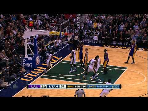 Ronnie Price dunks on Lamar Odom