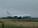 A380 F-WWDD at Ch�teauroux (Aug 10, 2007) n�2
