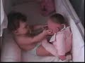 Luisa com a boneca