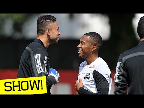 Robinho e Vladimir dão show no freestyle