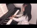 pianist(5years old girl): Bach minuet