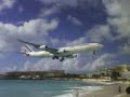 St-Maarten approach(short final and landing) St-Maarten approach(short final and landing)
