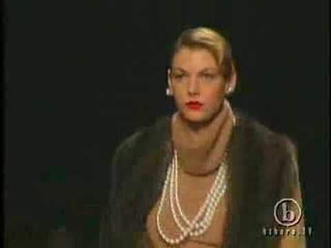 Angela Lindvall