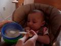videos de Alanna's First Solid Meal
