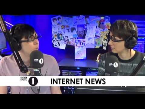 A ROYAL SURPRISE - Dan & Phil's Internet News!