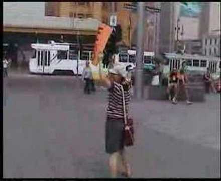 Free Hugs Melbourne v1.0