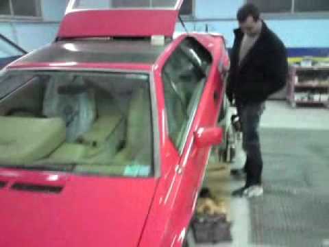 Lotus Esprit ‘Changement Courroies sur l’Esprit’