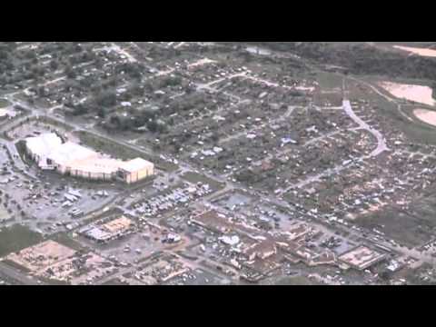 Raw: Aerial View of Moore Tornado Damage