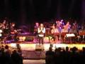 Christoffer Hiding performing Stars Rahsaan Patterson
